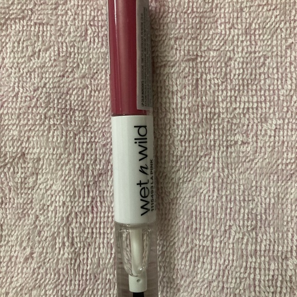 Wet n Wild lock an shine - Picture 3 of 3